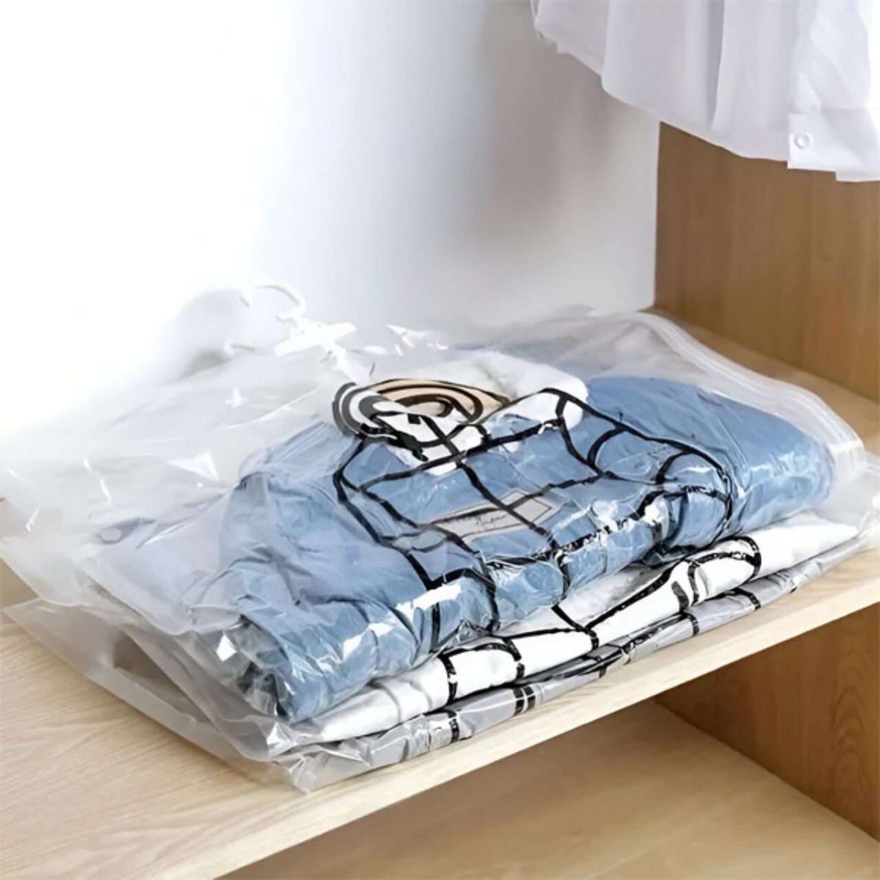 Bagsy, akasztós vákuumzsákok ruhák tárolására (4 db) - Image 7