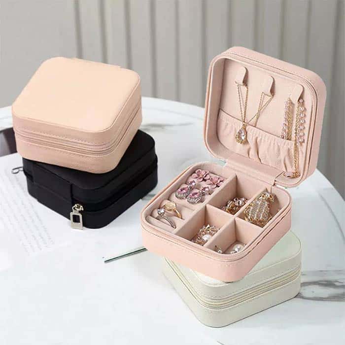 BoxJewlery, doboz gyűrűk, fülbevalók, nyakláncok és egyéb ékszerek tárolására - Image 5