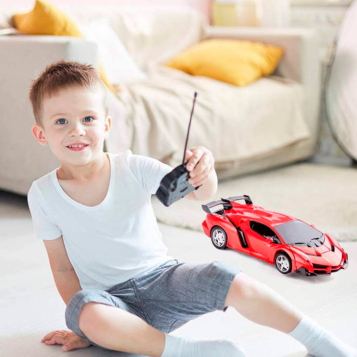 RoboAuto, egy autó, amely átváltozik egy robotává - Image 4